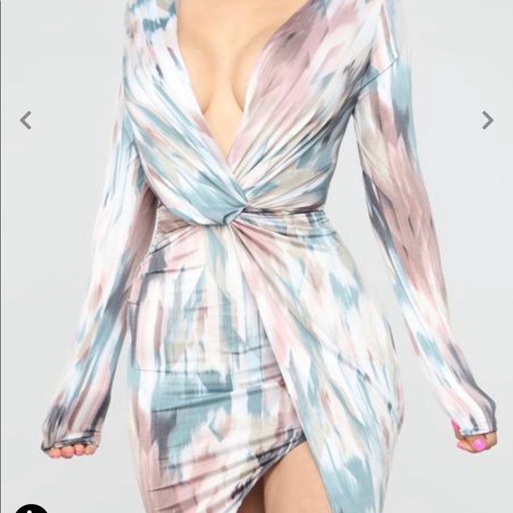 BLACK DRESS *PICTURE IS THE STYLE*